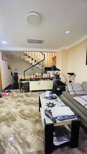 Mặt tiền 10 x 11m( 105m2 ) - 5 Tầng ngay CMT8 Bắc Hải, view Công viên