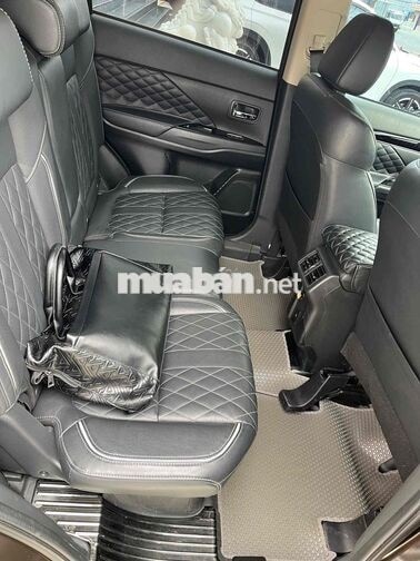 Mitsubishi Outlander 2023 Bản cao nhất