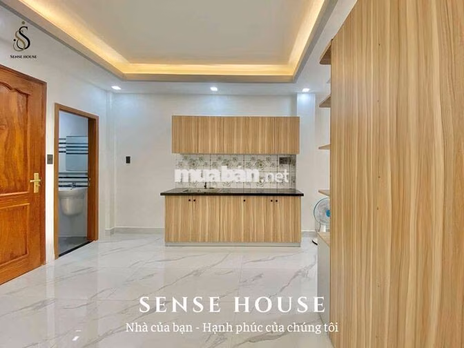 Studio Ban Công Rộng 35m2 | Full Nội Thất | Ngay Tân Sơn Nhì