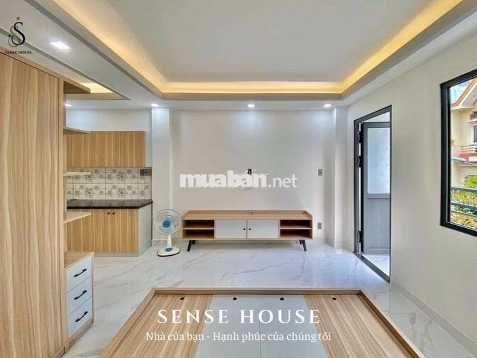 Studio Ban Công Rộng 35m2 | Full Nội Thất | Ngay Tân Sơn Nhì