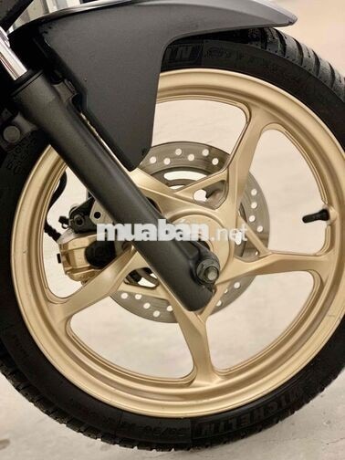 Air Blade 125 2022 4Val đen nhám mâm vàng đồng