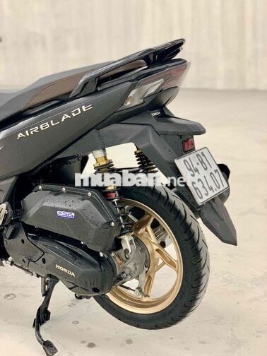Air Blade 125 2022 4Val đen nhám mâm vàng đồng