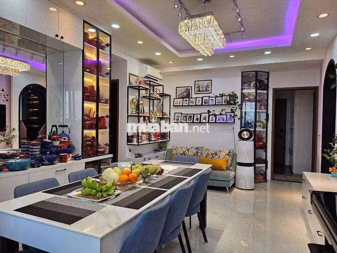 Bán căn vip Akari tầng cao 3PN, 3WC 121m2 full nội thất 6,5 tỷ.