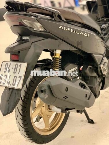 Air Blade 125 2022 4Val đen nhám mâm vàng đồng
