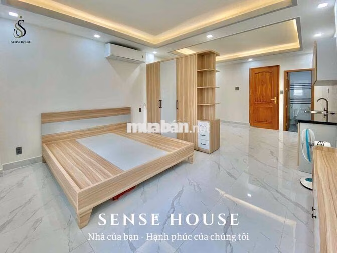 Studio Ban Công Rộng 35m2 | Full Nội Thất | Ngay Tân Sơn Nhì