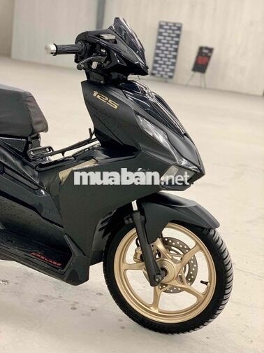 Air Blade 125 2022 4Val đen nhám mâm vàng đồng