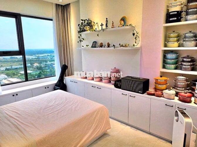 Bán căn vip Akari tầng cao 3PN, 3WC 121m2 full nội thất 6,5 tỷ.