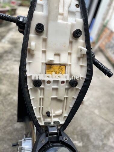 Yamaha Sirius Xanh đen