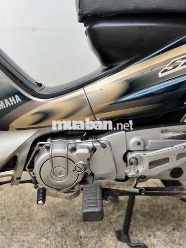 Yamaha Sirius Xanh đen