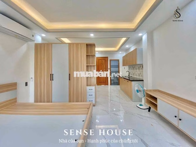 Studio Ban Công Rộng 35m2 | Full Nội Thất | Ngay Tân Sơn Nhì