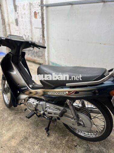Yamaha Sirius Xanh đen