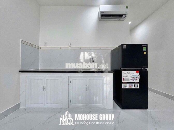 STUDIO BAN CÔNG THOÁNG - ĐẦY ĐỦ NỘI THẤT - NGAY ĐH GIAO THÔNG VẬN TẢI