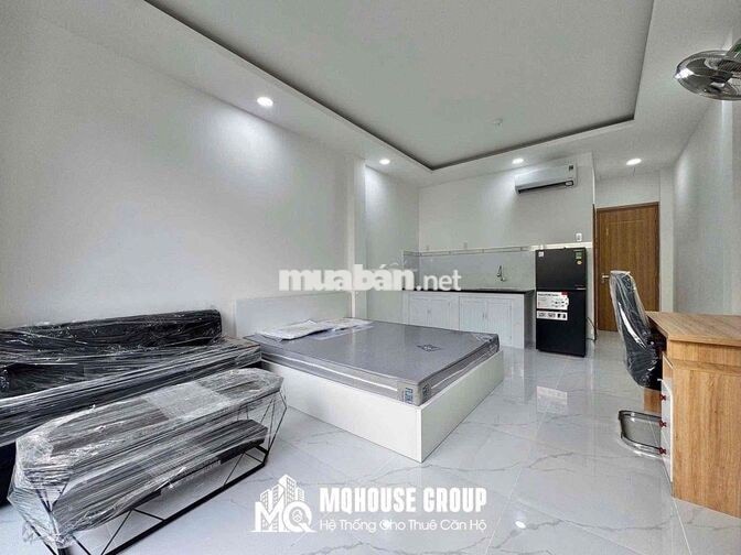 STUDIO BAN CÔNG THOÁNG - ĐẦY ĐỦ NỘI THẤT - NGAY ĐH GIAO THÔNG VẬN TẢI