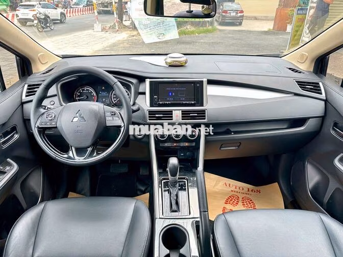 Mitsubishi Xpander 2020 odo 30.000