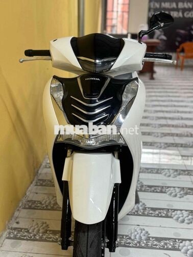SH 125 đời 2022 trắng đen siêu mới 43AE-052.71