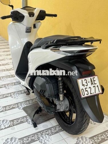 SH 125 đời 2022 trắng đen siêu mới 43AE-052.71