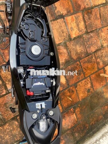 Suzuki Raider Fi 150cc 2020 hàng trùm mền