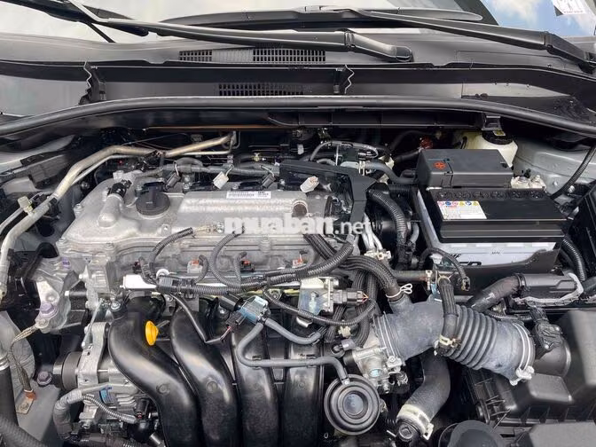 Toyota Corolla Cross 1.8V 2025 Trắng Tự động