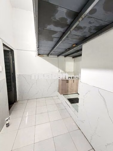 phòng cho thuê giá rẻ gần xóm mới sạch sẽ đường Lê Đức Thọ