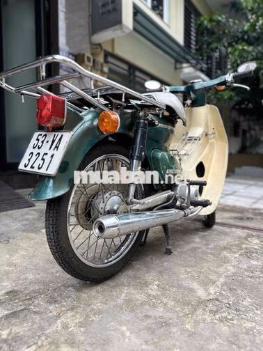 Honda Super Cub Kem, Xanh lá Cổ điển