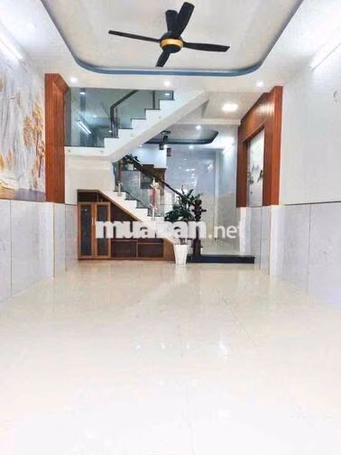 Hẻm 6m đường TÂN HƯƠNG, 3 Tấm, 4 x 16m, 4 Phòng Ngủ, 4 wc, Sân Thượng