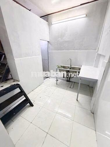 Lũy Bán Bích. Tân Phú (1pn, 1wc). Hẻm xe máy. Dtsd 36m2