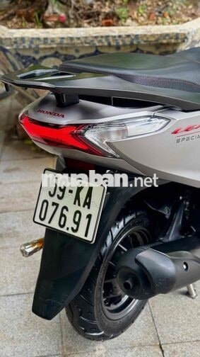 Honda Lead 125 2024 Xám PBĐB Zin chất Bstp 9chủ