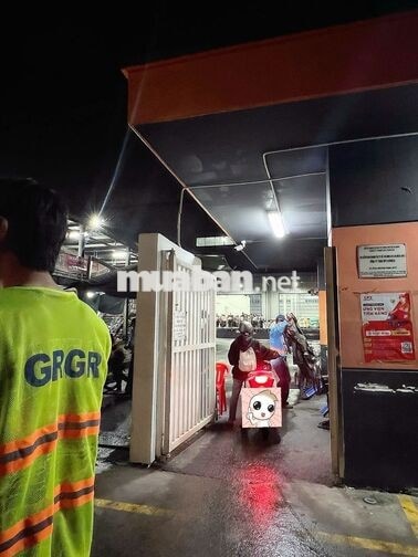 KHO SHOPEE MEGA CỦ CHI -  NHÂN VIÊN CHÍNH THỨC