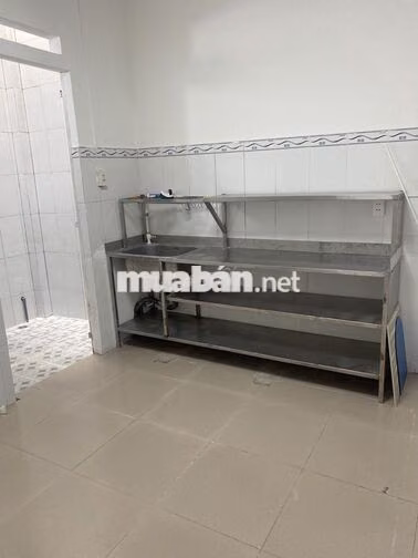 Cho thuê nguyên căn giá rẻ trung tâm Tân Bình