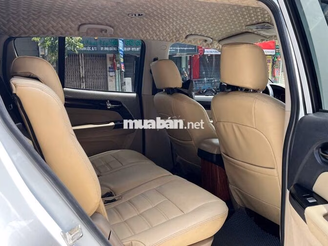 Isuzu Mu-X 2020 số sàn máy dầu nhập Thái