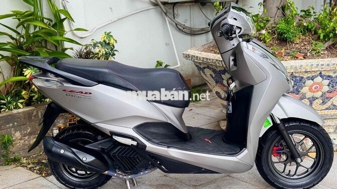 Honda Lead 125 2024 Xám PBĐB Zin chất Bstp 9chủ
