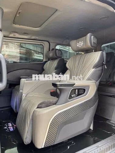 Ford Tourneo 2019 MPV 7 chỗ Nâu