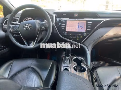 Xe Toyota Camry 2.5Q 2020 - 750 Triệu