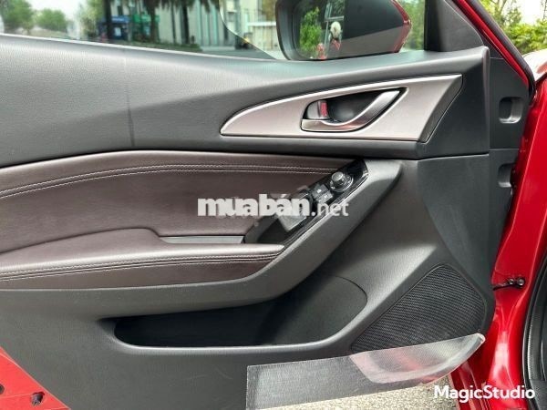 Mazda 3 Luxury 2020 - 439 Triệu