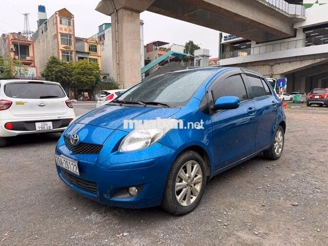Toyota Yaris 1.3 AT 2009 Xanh Tự động
