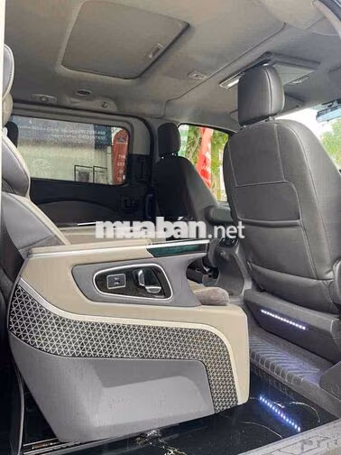 Ford Tourneo 2019 MPV 7 chỗ Nâu