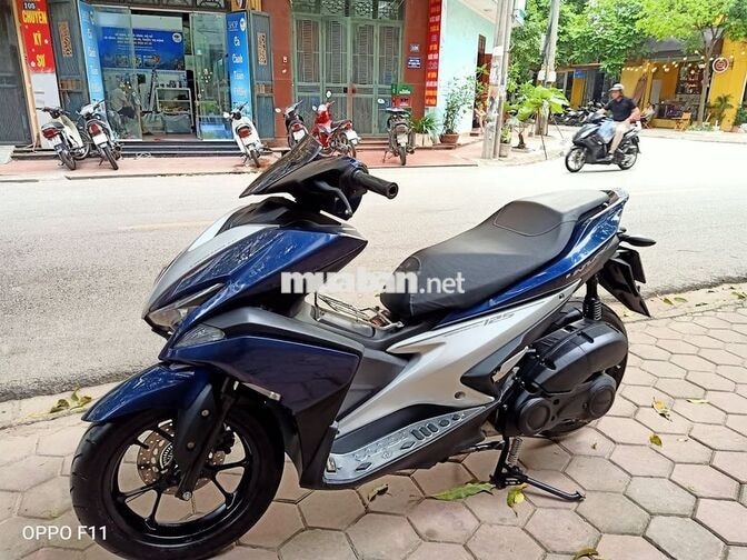 Yamaha NVX 125 Xanh Bạc