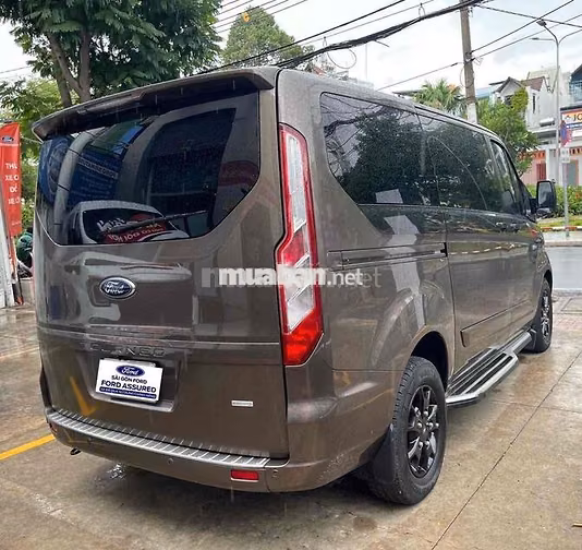 Ford Tourneo 2019 MPV 7 chỗ Nâu