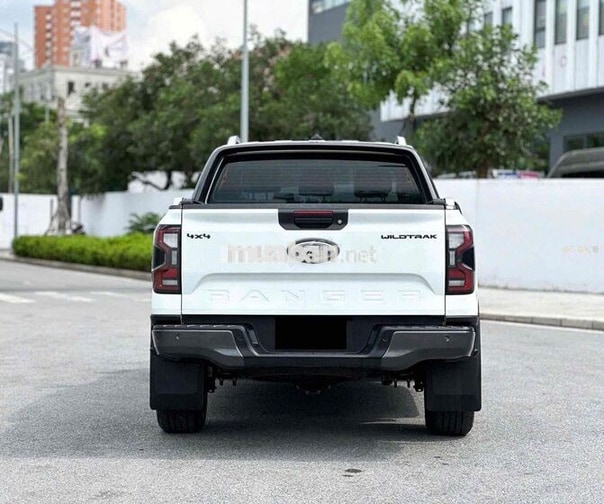 Ford Ranger Wildtrak 2 cầu Trắng