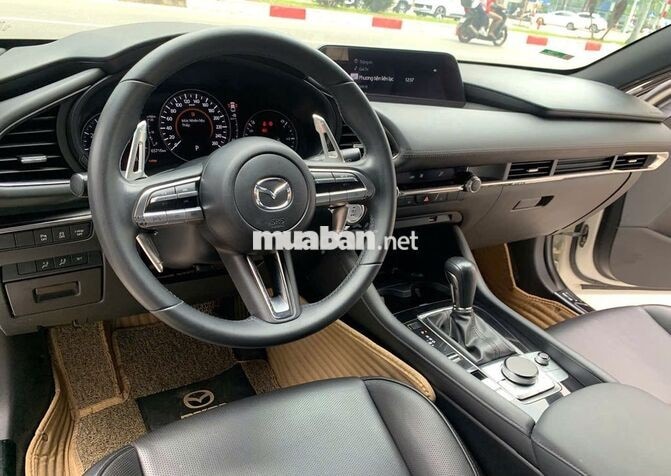 Mazda 3 1.5L Sport Luxury 2020 Trắng 65.000 km