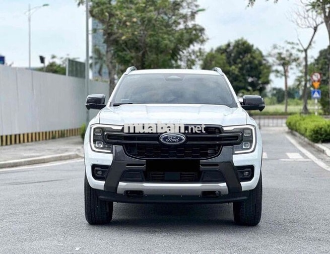Ford Ranger Wildtrak 2 cầu Trắng