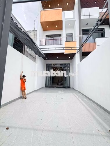 nhà phố 100m2 ,3 phòng ngủ,đường Nguyễn ái quốc,Tân hiệp
