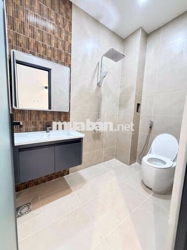 nhà phố 100m2 ,3 phòng ngủ,đường Nguyễn ái quốc,Tân hiệp