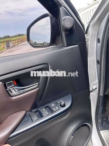 Toyota Fortuner 2020 MT Máy dầu Bạc