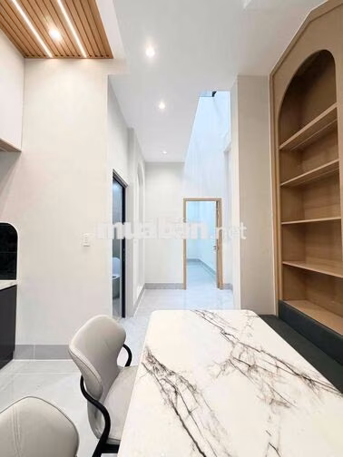 nhà phố 100m2 ,3 phòng ngủ,đường Nguyễn ái quốc,Tân hiệp