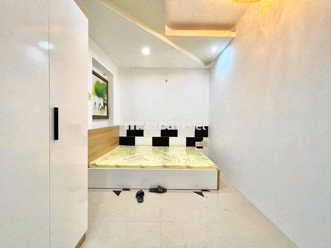 CĂN HỘ 2PN + 1PK NGUYÊN TẦNG NGAY CHỢ BÀ CHIỂU