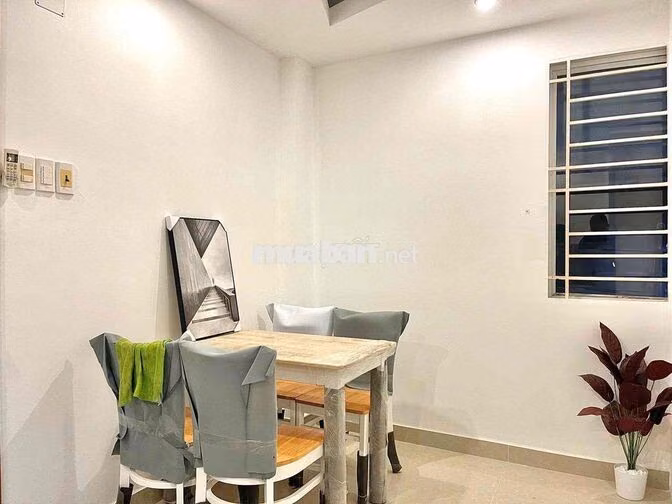 CĂN HỘ 2PN + 1PK NGUYÊN TẦNG NGAY CHỢ BÀ CHIỂU