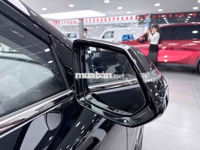 VinFast VF8 THẾ HỆ MỚI / All New - Cọc tiên phong
