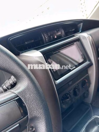 Toyota Fortuner 2020 MT Máy dầu Bạc