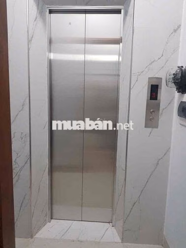 Nhà ở 6 tầng có thang máy cho thuê ngõ 264 Ngọc Thuỵ